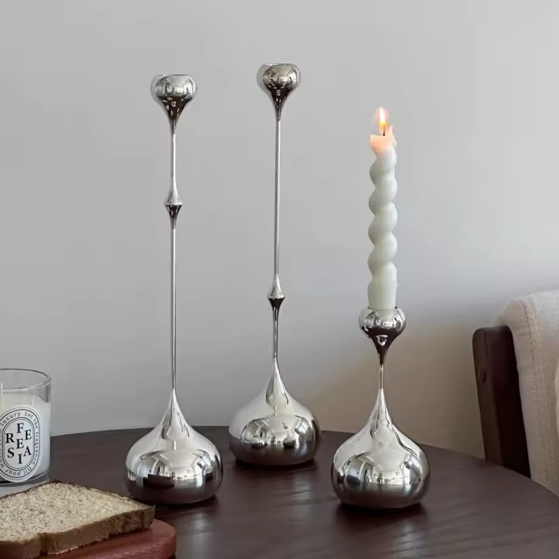 Silver Candle Holder, Metal Candlestick Romantic Art Table Decoration For Home Dining , Wedding Photography Props