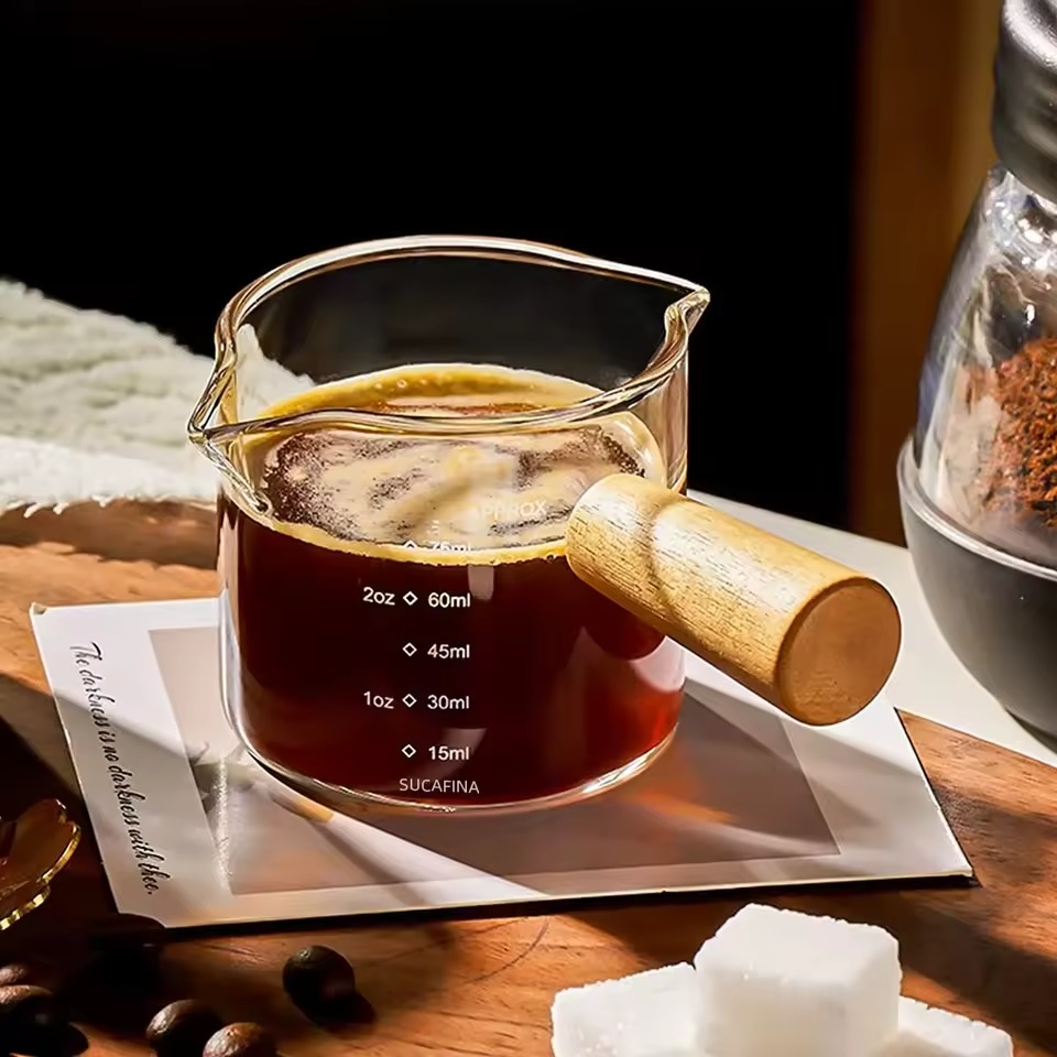 1pc Glass Measuring Cup Wood Handle Glass Espresso Measuring Cup Double Single Mouth Milk Coffee Clear Mug Coffee Supplies